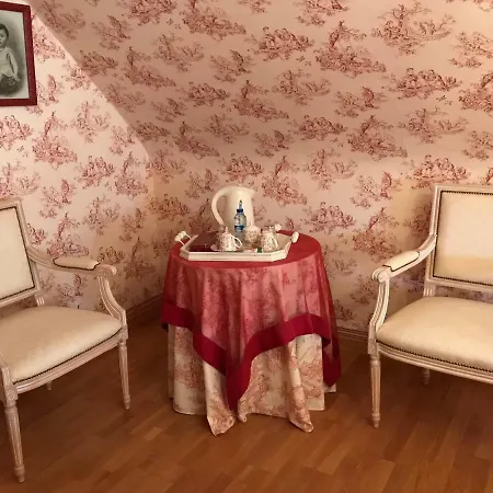 L'eglantiere *